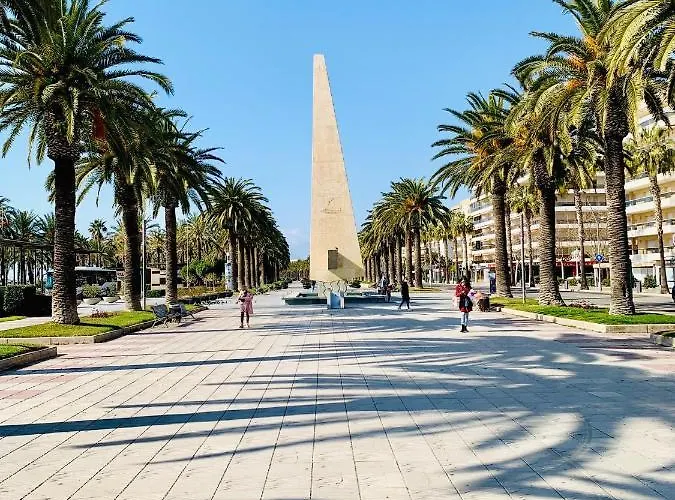 Book Ibiza Apartamento Salou